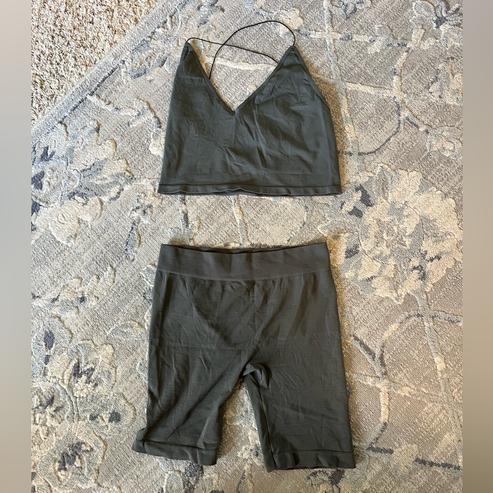 Free People Intimately bra/bike shorts set XS/S